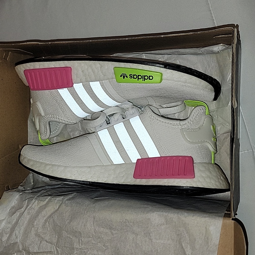 Adidas NMD_R1 W